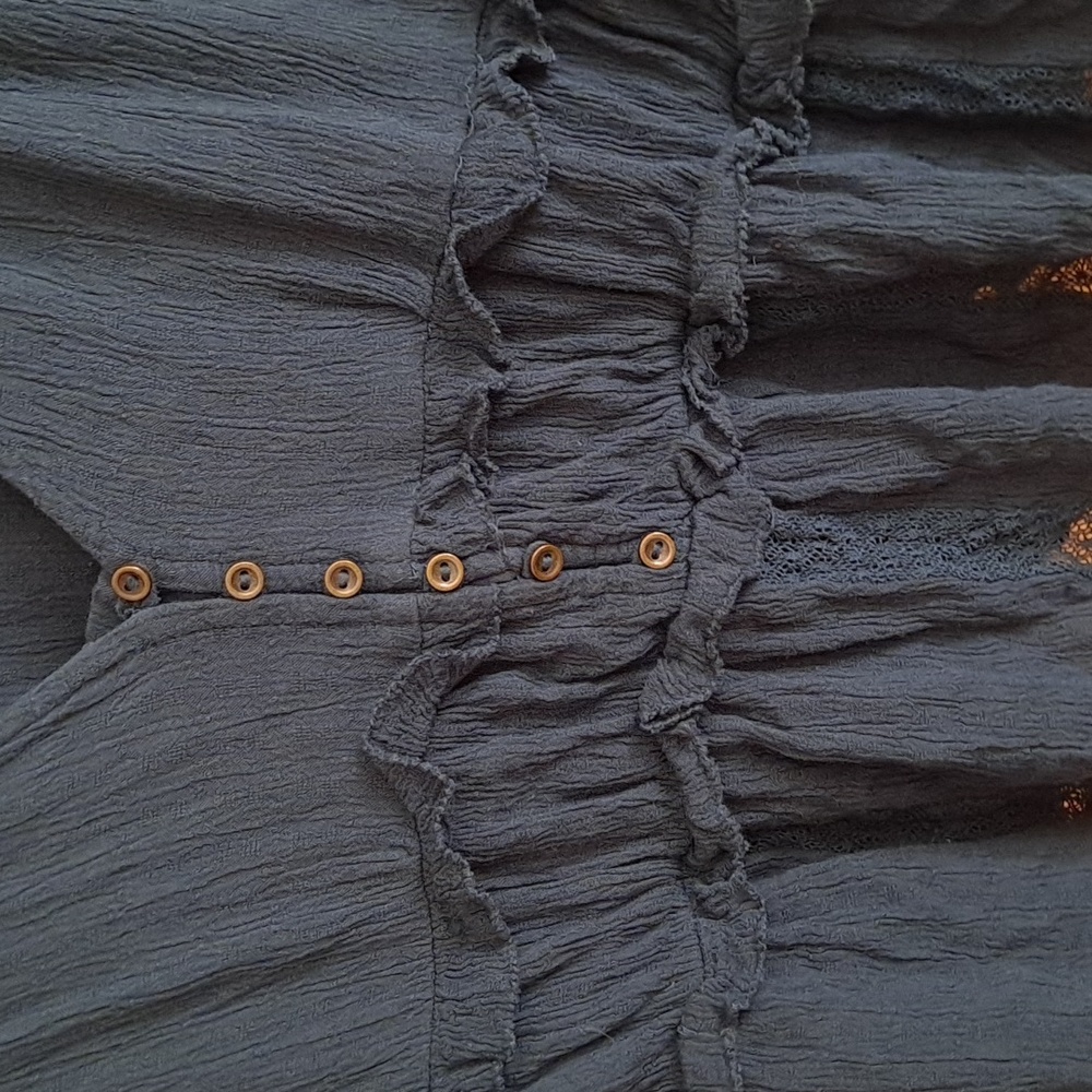 American Eagle Teal Green Blouse With Lace - Picture 4 of 6